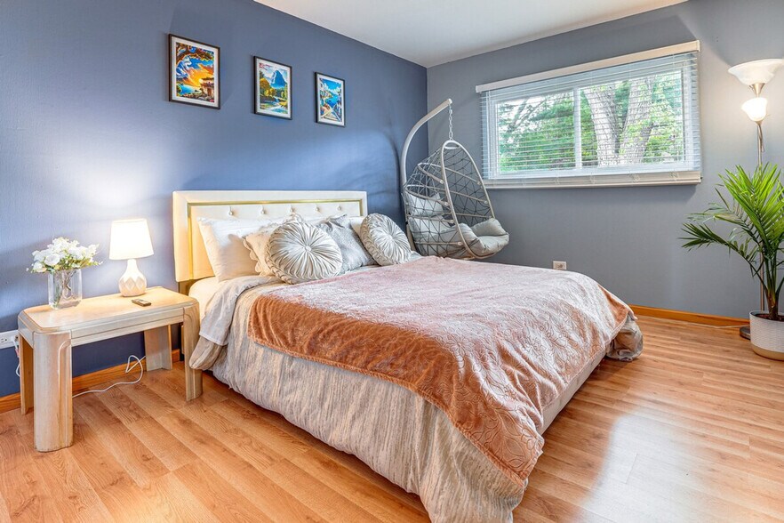 Building Photo - 117 Marryat Pl