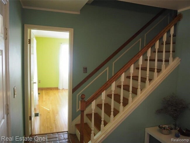 Building Photo - 5837 Folkstone Dr