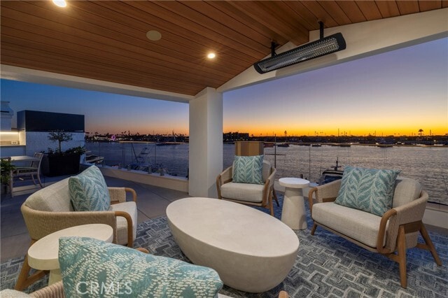 Building Photo - 130 S Bay Front