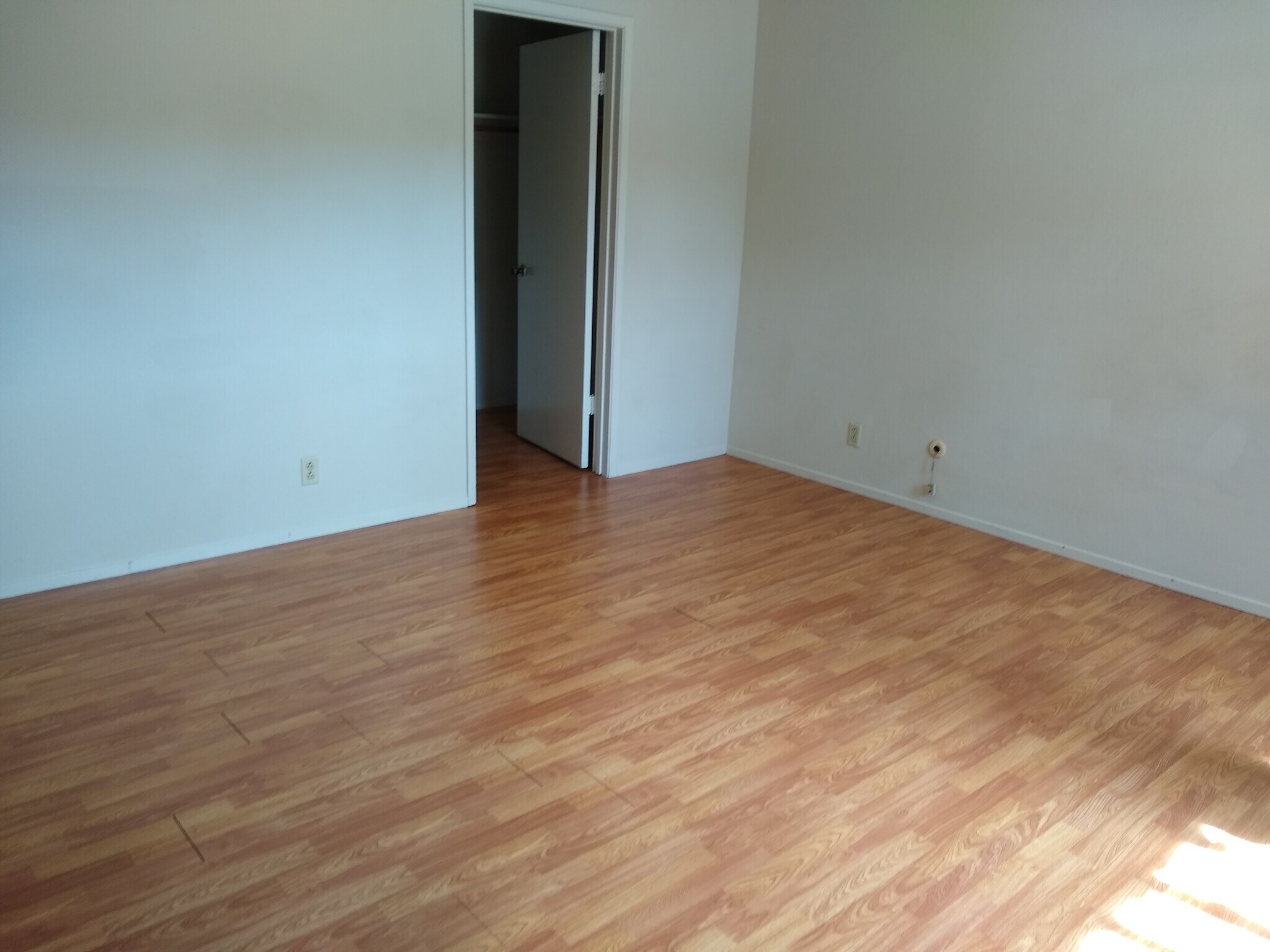 Building Photo - 825 Kiely Blvd