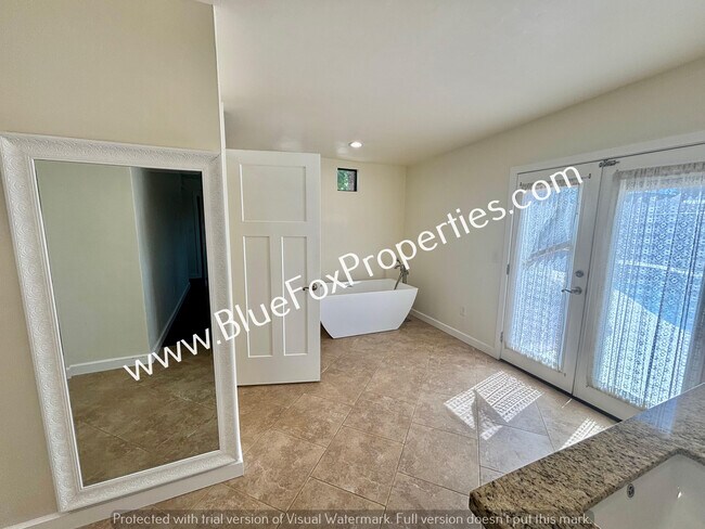 Building Photo - 8918 E Old Spanish Trail