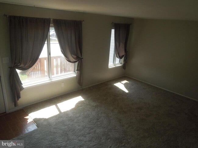 Building Photo - 1612 Grason Ln