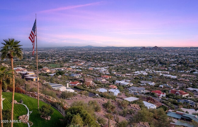 Building Photo - 5400 E Valle Vista Rd