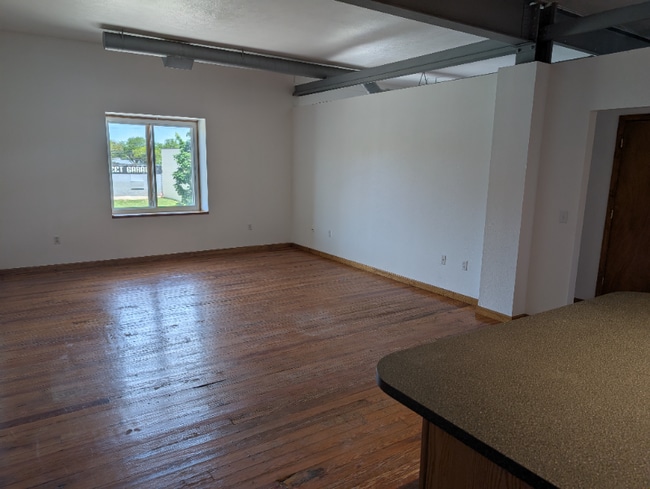 Building Photo - 1815 Adams St