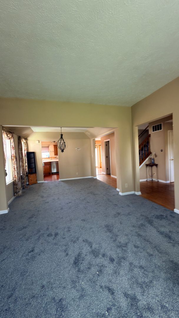 Building Photo - Beautiful, Bright & Move-In Ready Home in Lafayette!