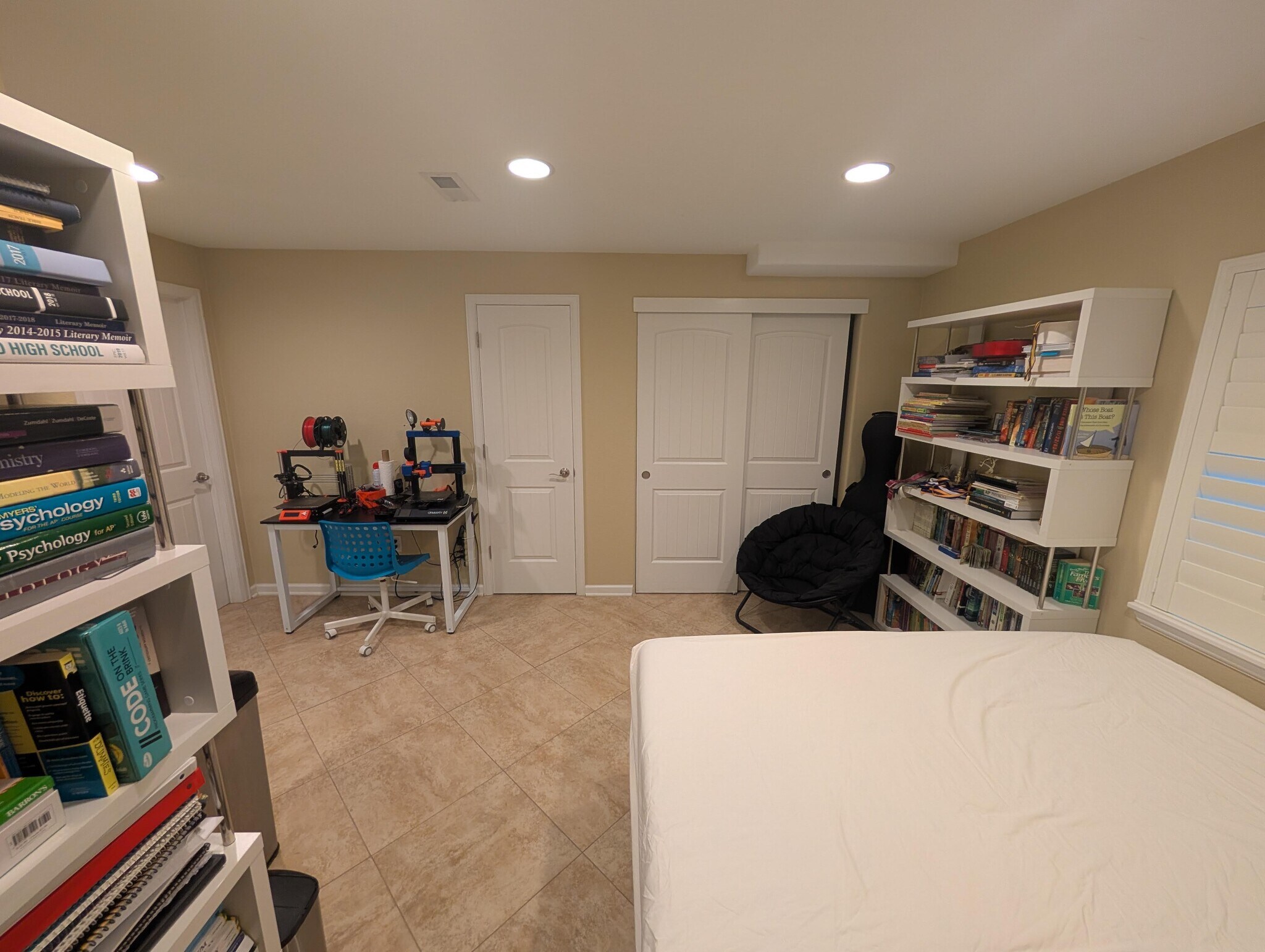 Building Photo - 12216 S Great Plain Way