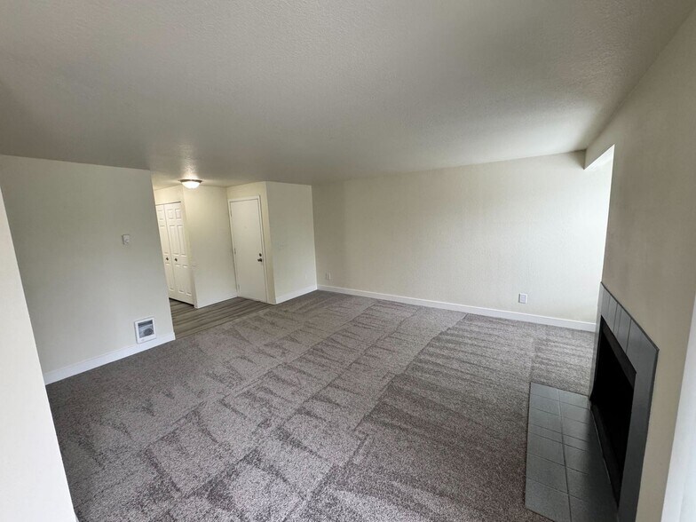 Interior Photo - Wellington Place Apartments