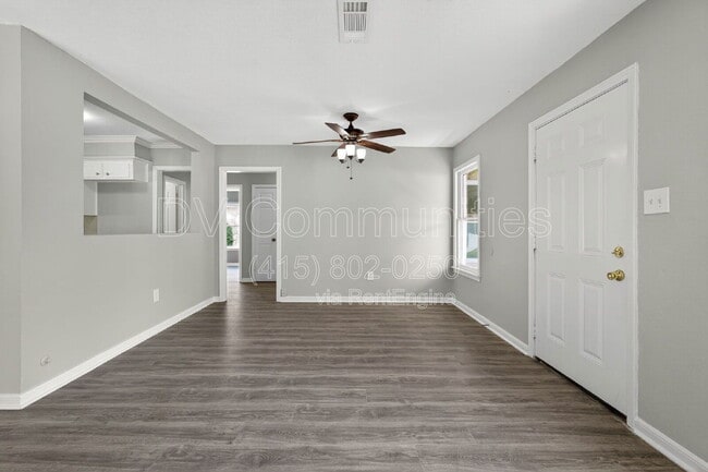 Building Photo - 709 S 7th St