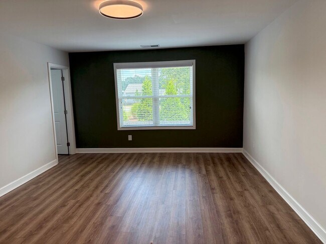 Building Photo - 3614 Silvery Wy