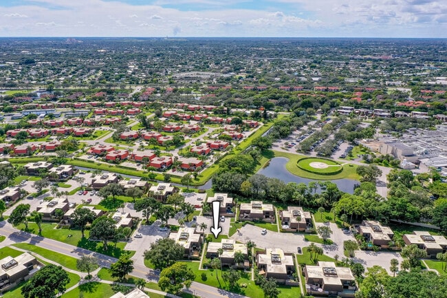 Building Photo - 1120 11th Ct