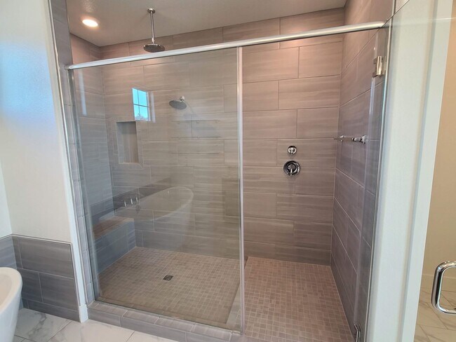 Building Photo - BEAUTIFUL BRAND NEW "NEXT-GEN" HOME W/ SOLAR & SIERRA VIEWS!!