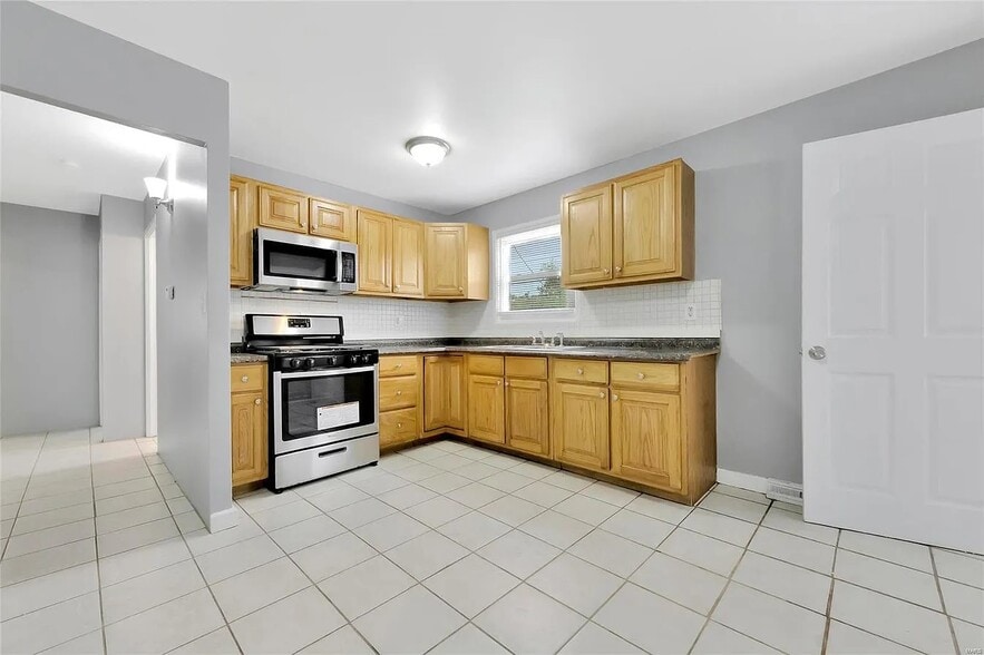 Building Photo - 11836 Criterion Ave