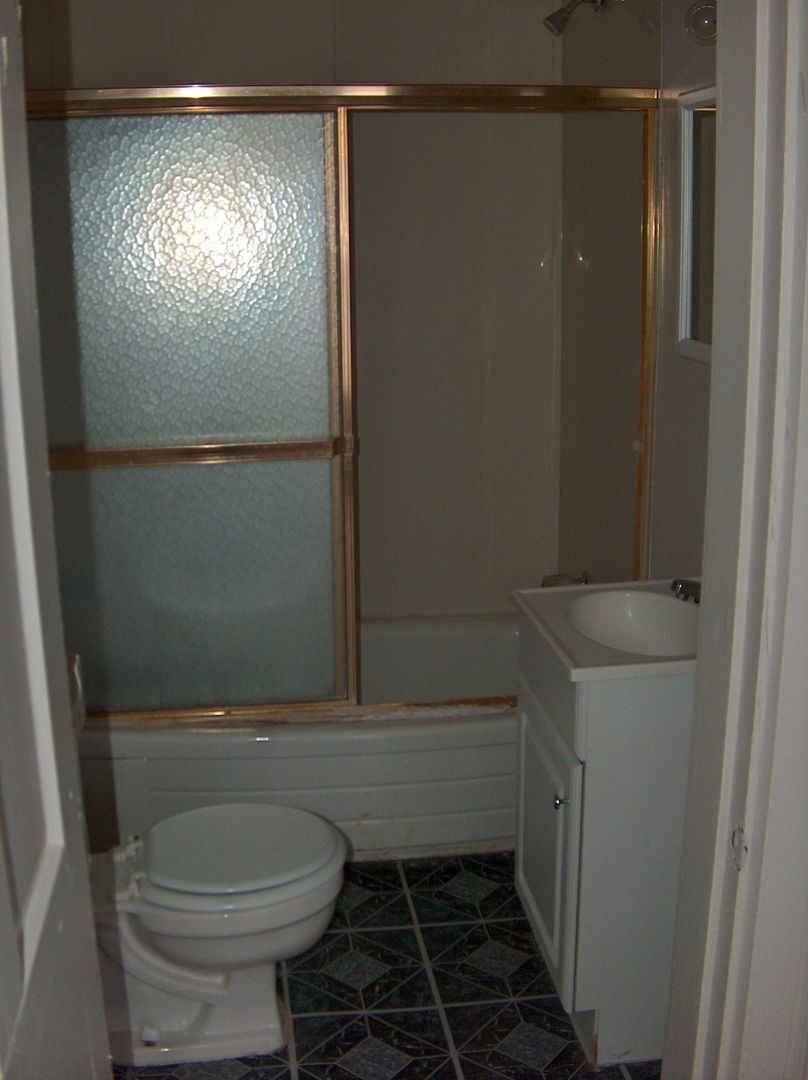 Building Photo - 911 N 9th St Rd