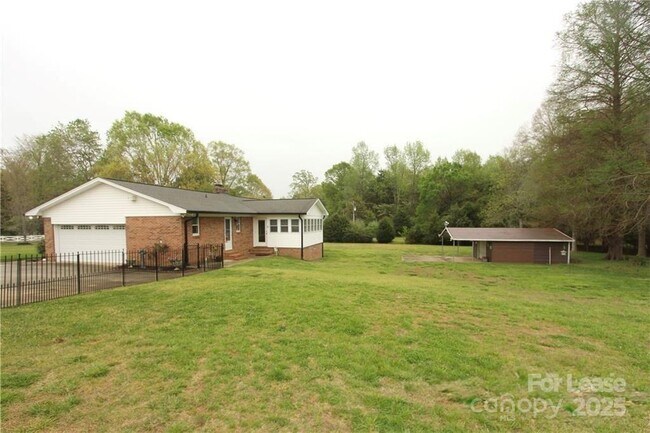 Building Photo - 12320 Winget Rd