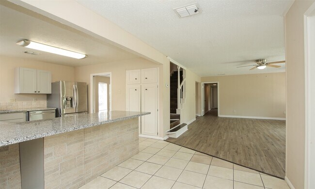 Building Photo - 6406 Ashton St