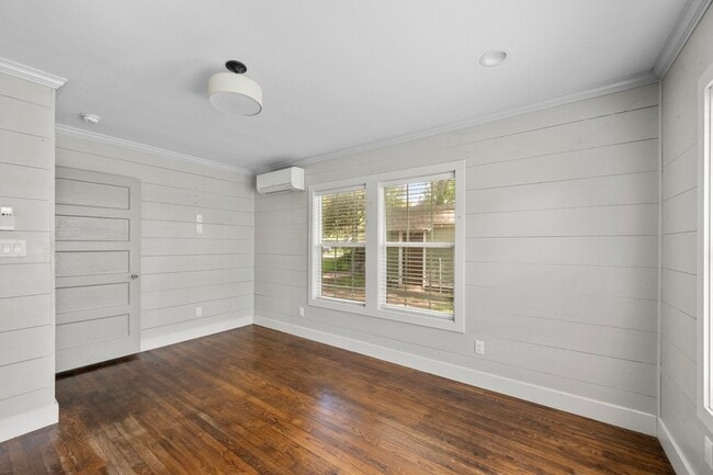 Building Photo - 1036 Jackson St