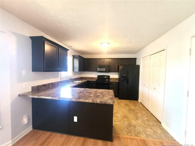 Building Photo - 6521 Applewhite Rd