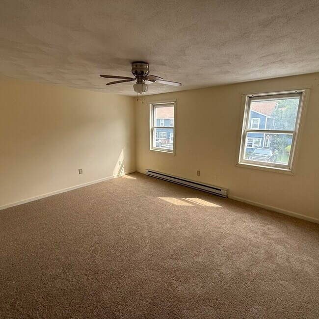 Building Photo - 59 Stonegate Ln