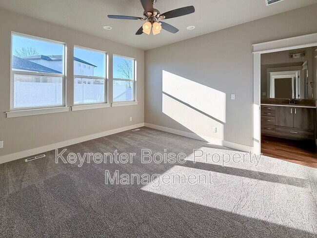 Building Photo - 4379 E Wedge St