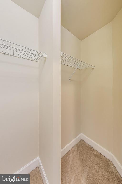 Building Photo - 3650 S Glebe Rd