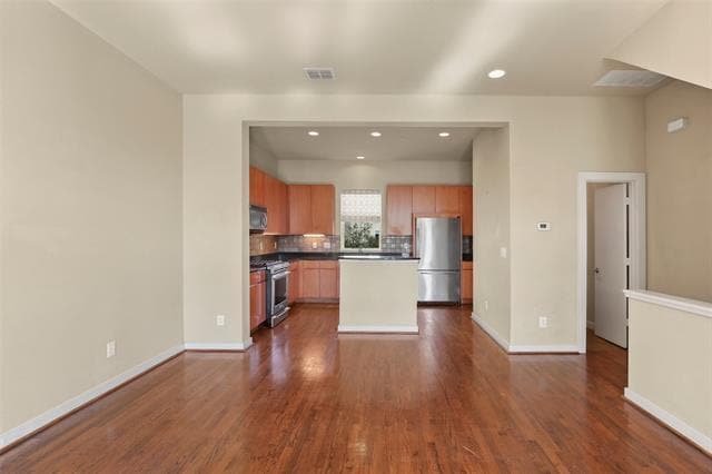 Building Photo - 3800 Holland Ave