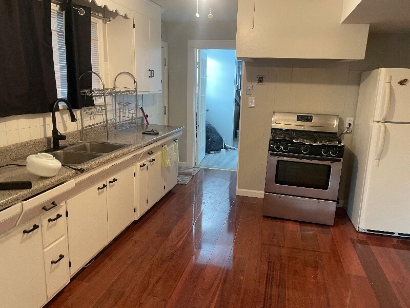 Building Photo - 3187 Abbott Rd