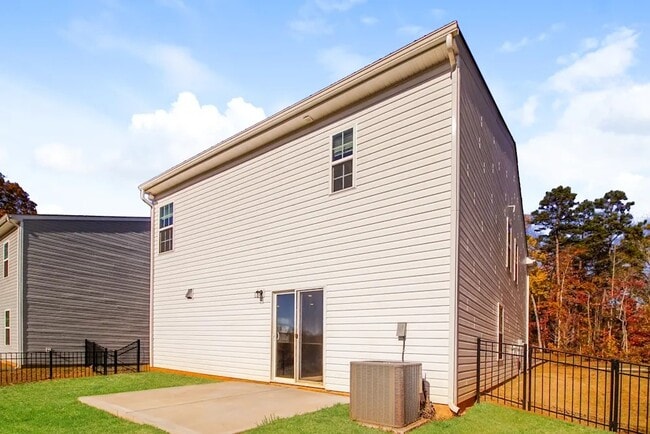 Building Photo - 361 Hollingswood Dr