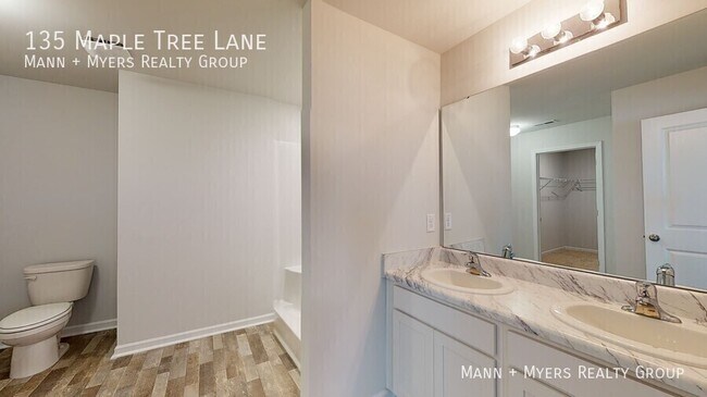 Building Photo - 135 Maple Tree Ln
