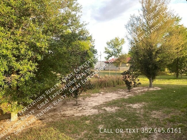 Building Photo - 15 Laurel Pass