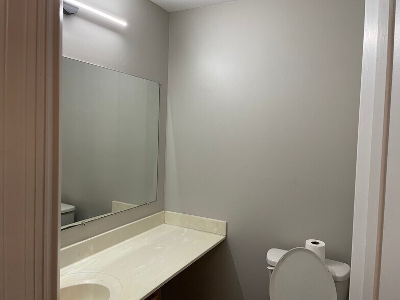 Building Photo - 4112 Kennygreen Ct