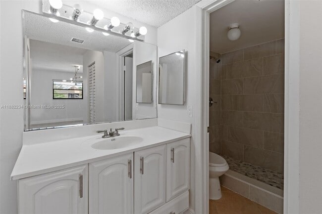 Building Photo - 10501 W Broward Blvd