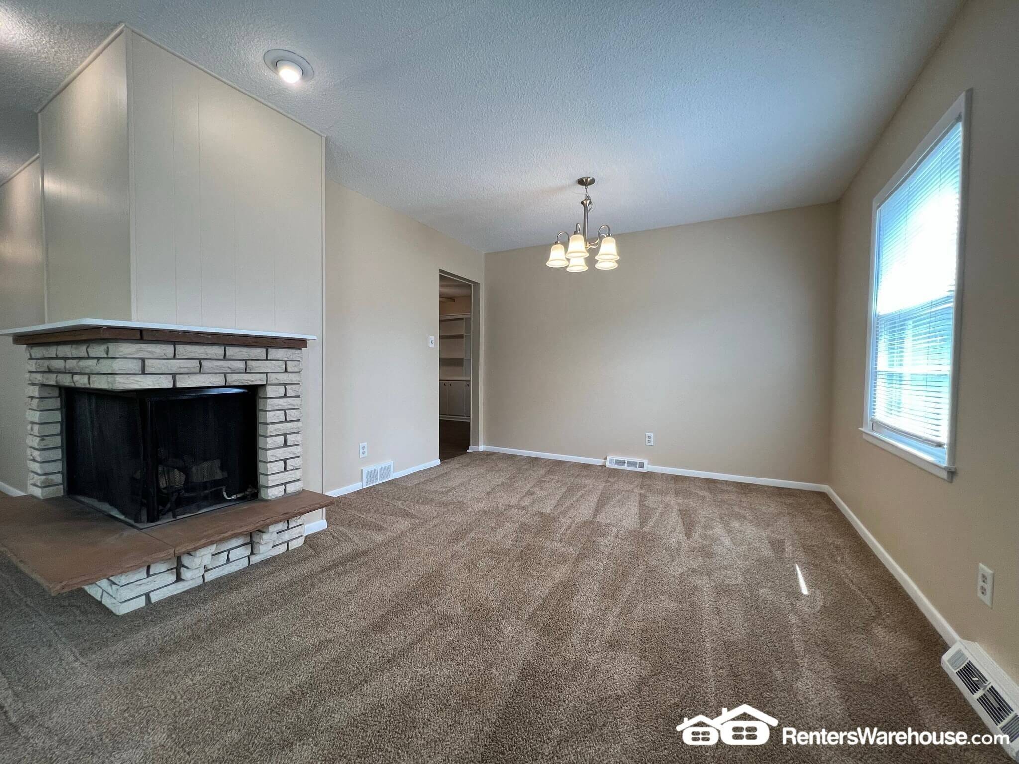 Building Photo - 2501 Rocklyn Dr