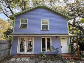 Building Photo - 213 S Summit Ave