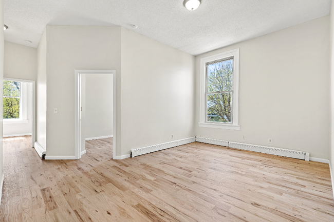 Building Photo - 139 Boswell Ave