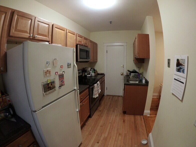 Primary Photo - 374 Chestnut Hill Ave