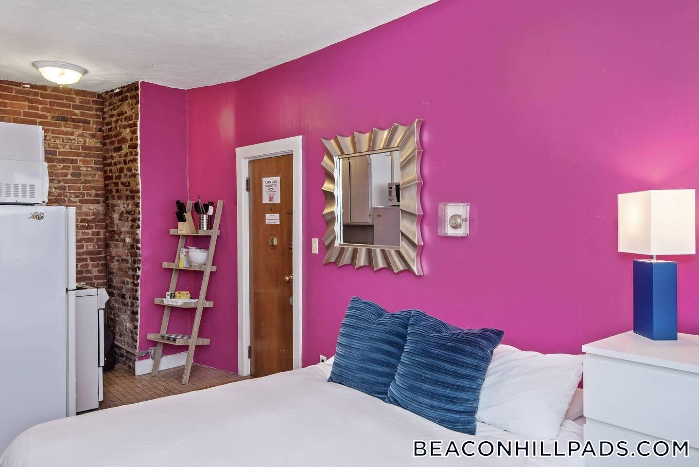 Building Photo - 40 Anderson St