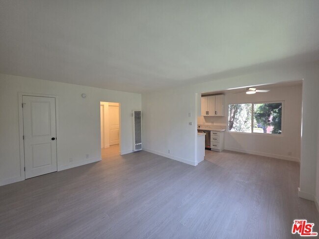 Building Photo - 1411 Innes Pl