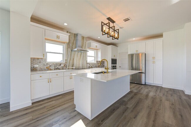 Building Photo - 21201 Scissor Tail Ln