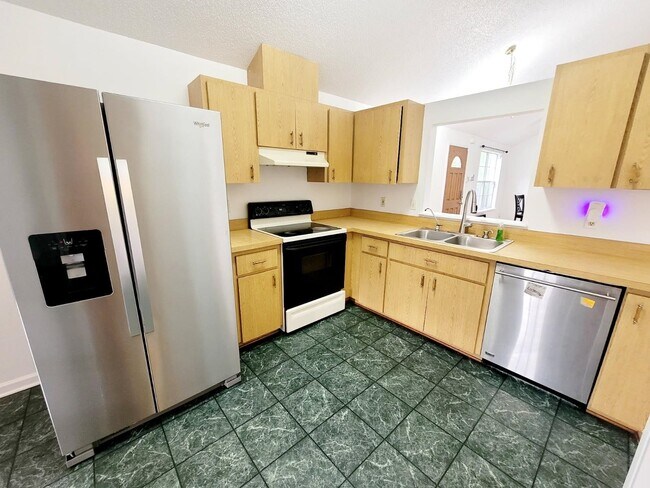 Building Photo - 1418 Glenda Dr