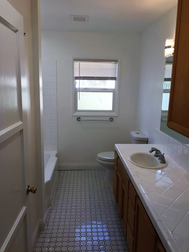 Bathroom 1 - 6511 W 87th Pl