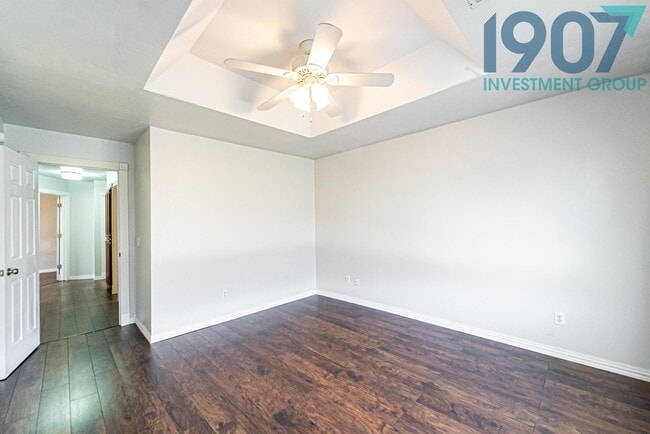 Building Photo - 1925 Bluegrass Ct