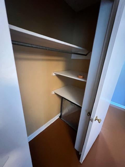 Building Photo - 3600 Lakewood Rd NW