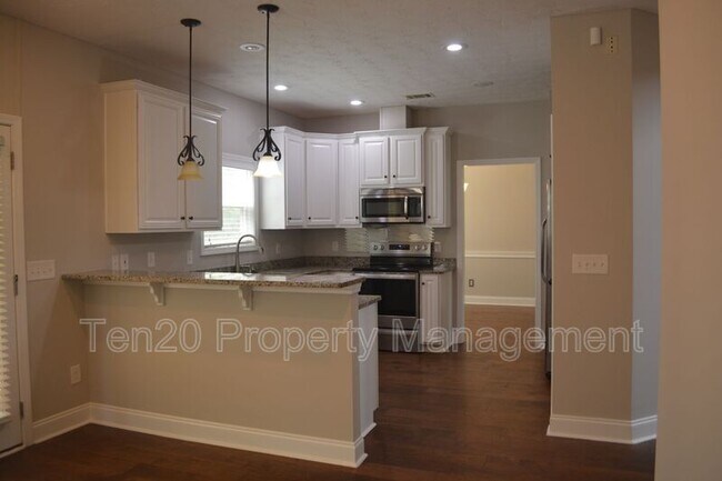 Building Photo - 7477 Coppice Dr