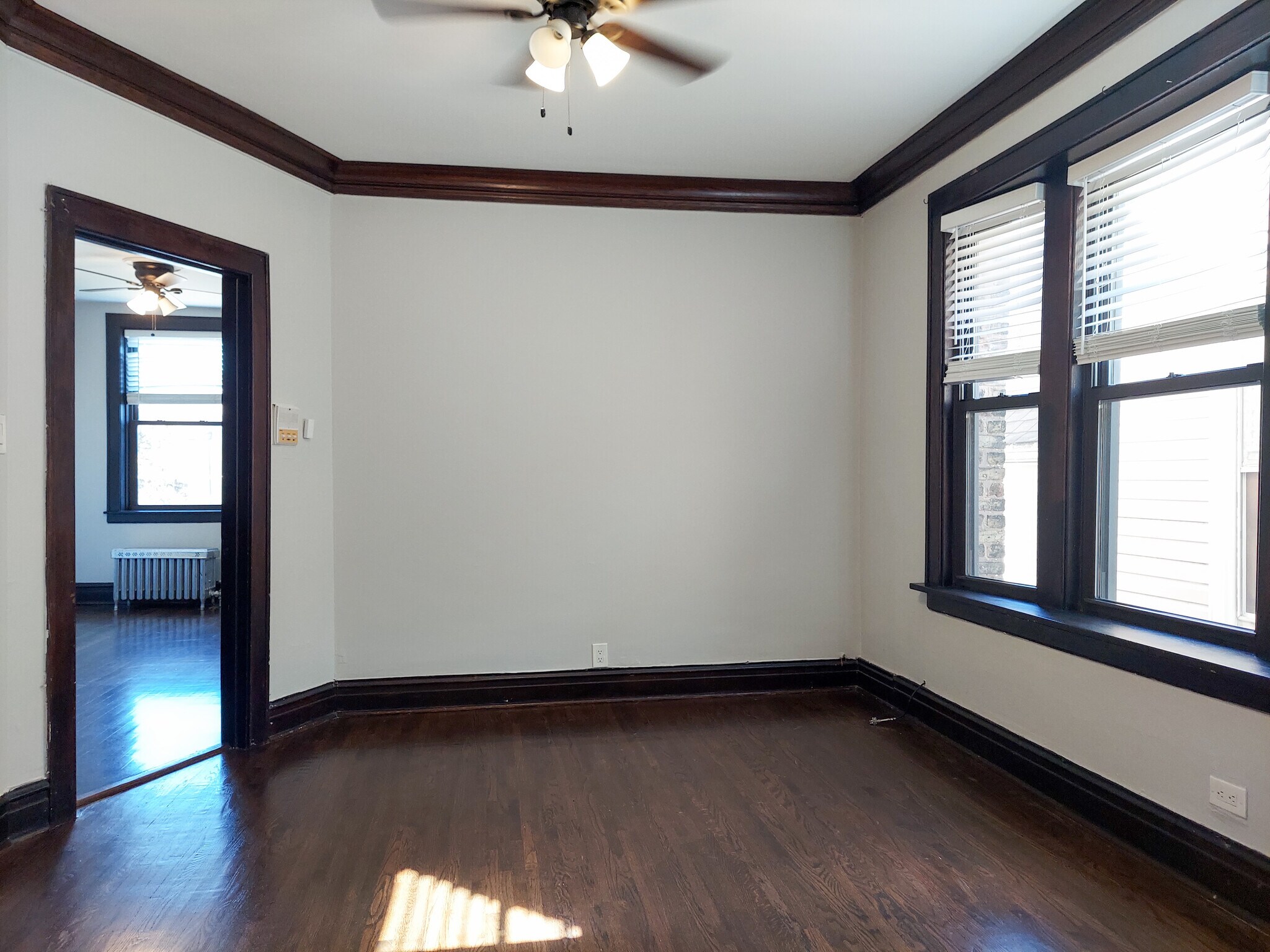 Building Photo - 3823 N Drake Ave