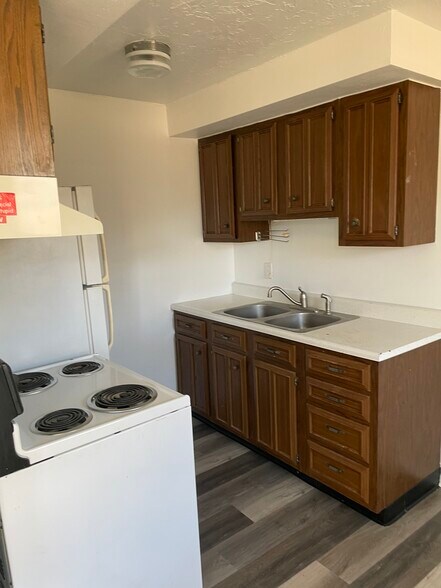 Kitchen - 110 S West St