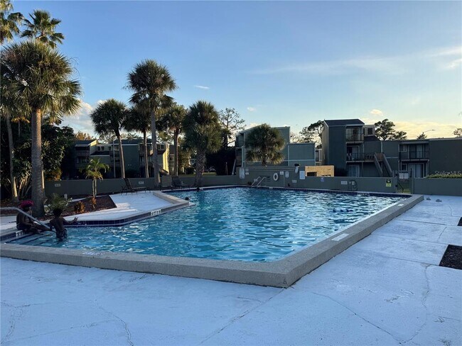 Building Photo - 316 Scottsdale Square