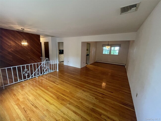 Building Photo - 17 Woodrum Dr
