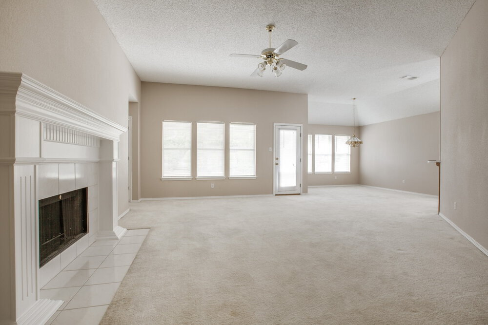 Building Photo - 7625 Mahonia Dr