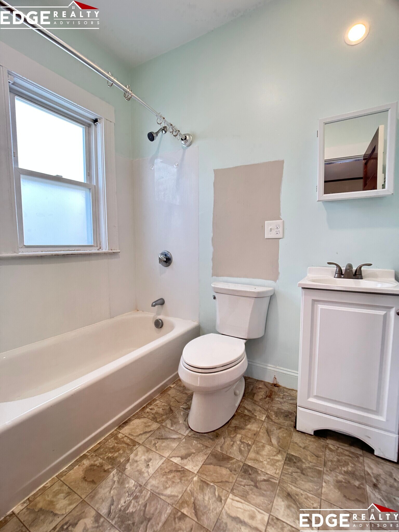 Building Photo - 129 Edenfield Ave