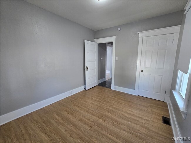 Building Photo - 409 Hawley St